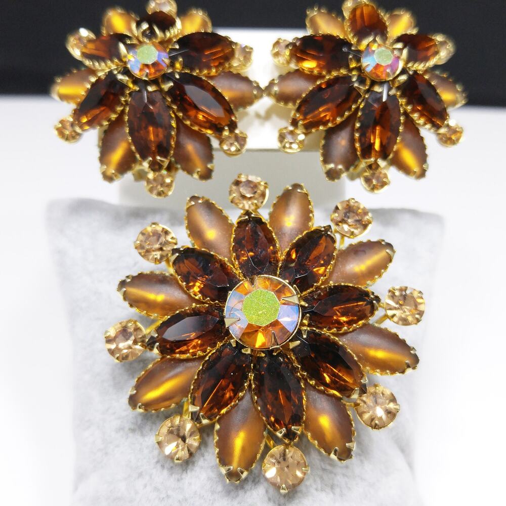 Judy Lee Topaz Rhinestone Brooch & Earrings Set, Gold Plated, Aurora Borealis